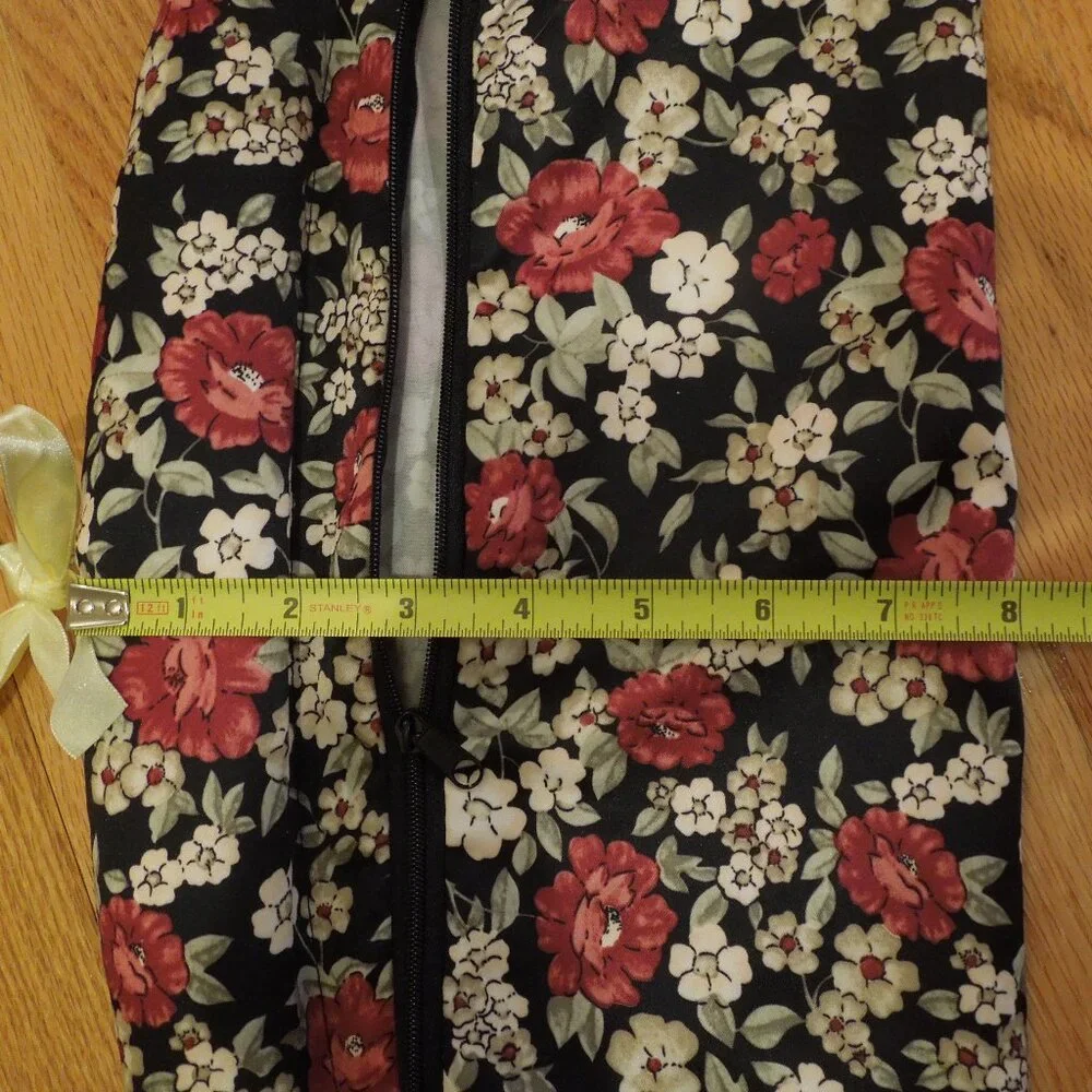 Floral Padded Hanger Secret Closet Safe